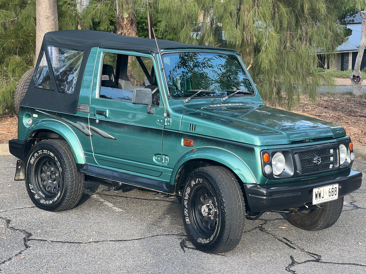 SUZUKI SIERRA SOFT TOP BLACK w/ Clear windows 84-98 Oztopz