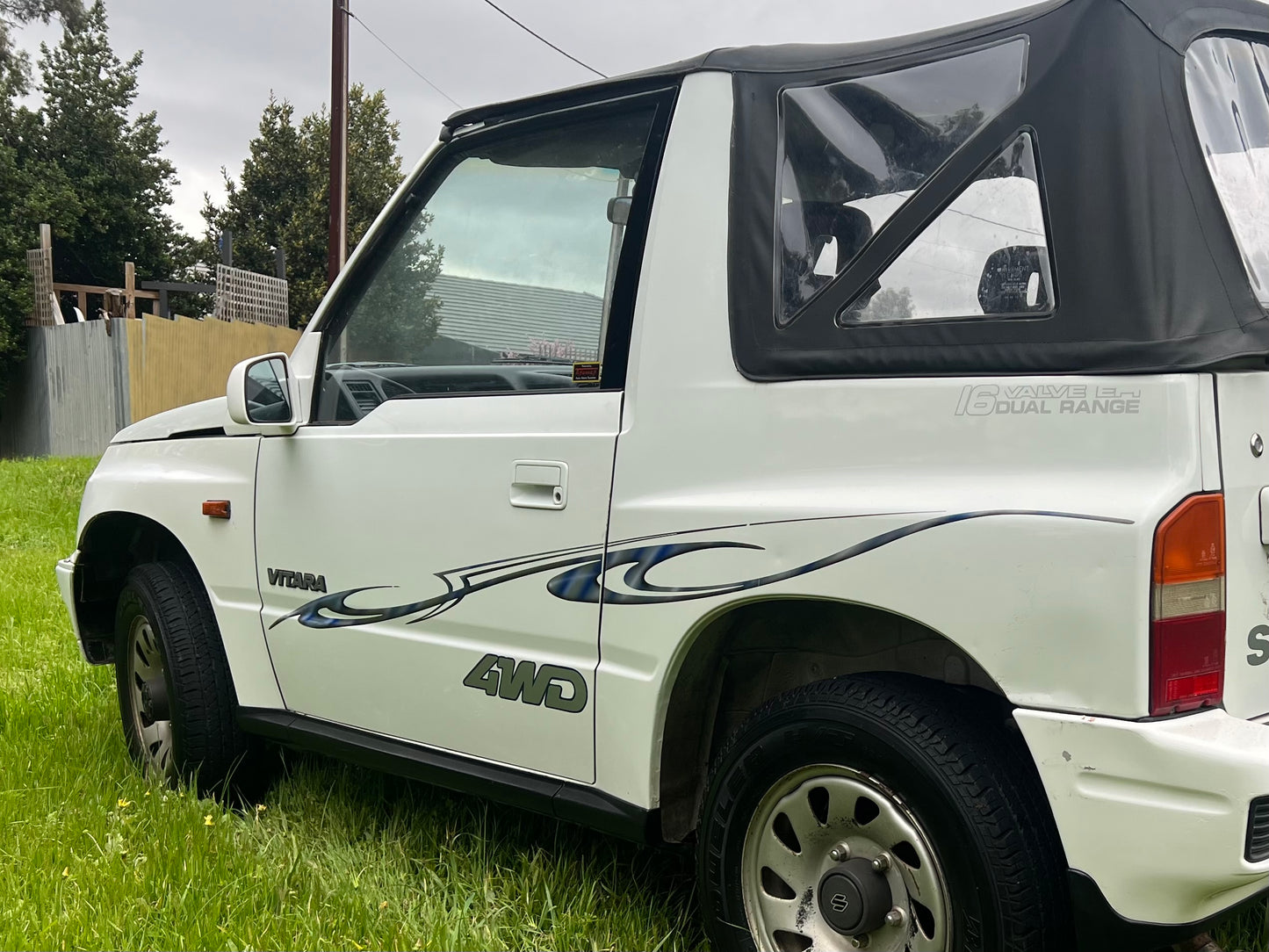 SUZUKI VITARA SOFT TOP BLACK w/ CLEAR WINDOWS OZTOPZ