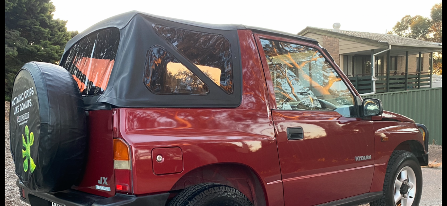 SUZUKI VITARA SOFT TOP BLACK W/ TINTED WINDOWS 88-98