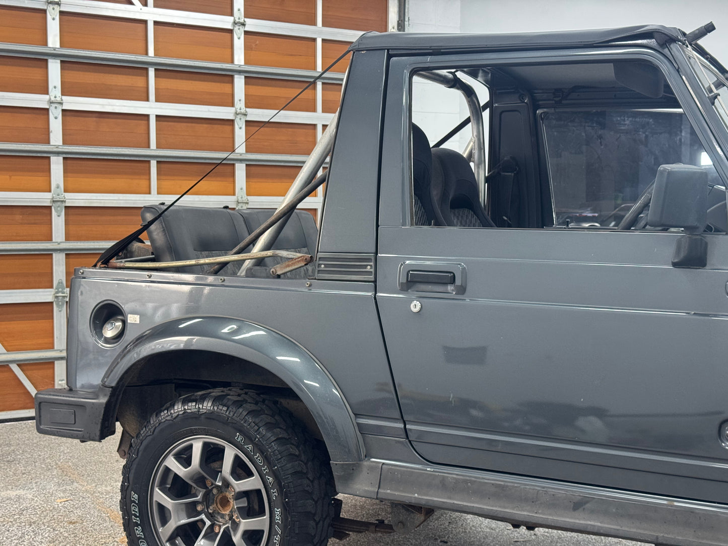 SUZUKI SIERRA BIKINI SOFT TOP 84-98