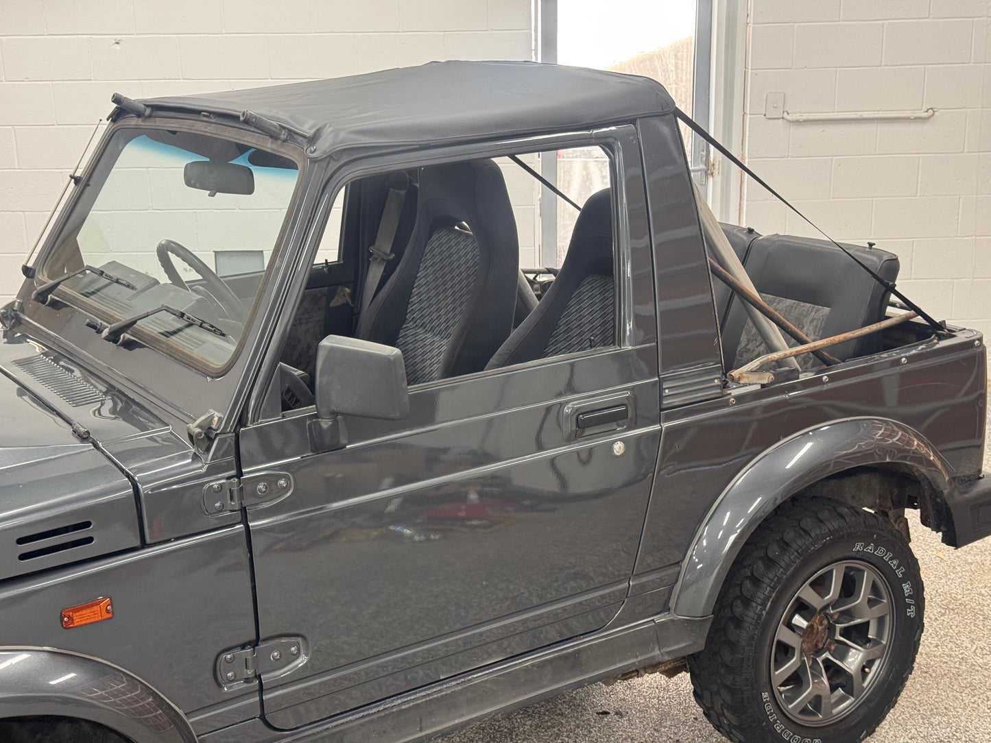 SUZUKI SIERRA BIKINI SOFT TOP 84-98