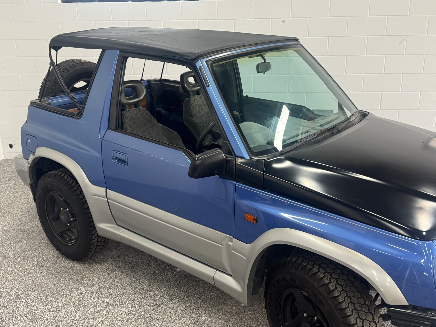 SUZUKI VITARA EXTENDED SAFARI BIKINI SOFT TOP BLACK 88-98