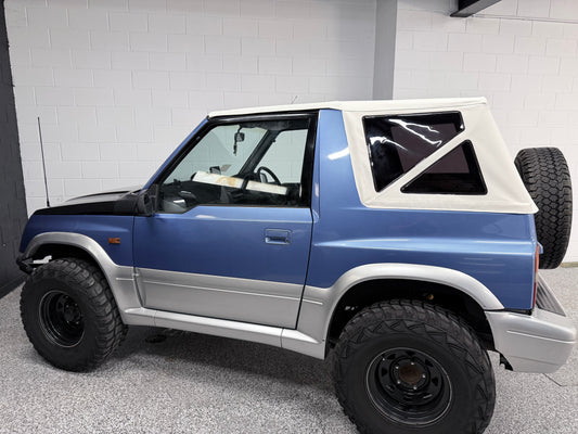 SUZUKI VITARA SOFT TOP WHITE W/DARK TINT WINDOWS OZTOPZ