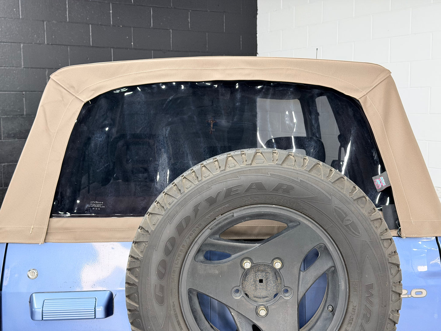 SUZUKI VITARA SOFT TOP MOCHA W/ TINTED WINDOWS 88-98