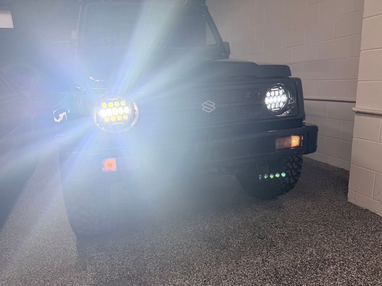 Suzuki Sierra 7" LED Headlights + Reverse Polarity Adapter Plug & Play